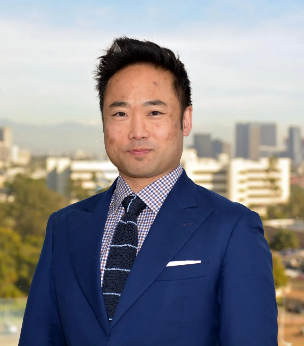 Hiro Iwanaga